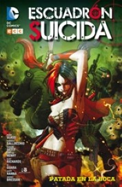 COM ESCUADRON SUICIDA 01: PATADA EN LA BOCA