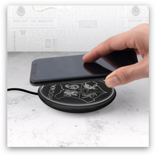 03C1518A-DA77-4BA4-9CC6-5FBDE5472BF4-15009108.jpg MER CARGADOR: HARRY POTTER HOGWARTS INALAMBRICO