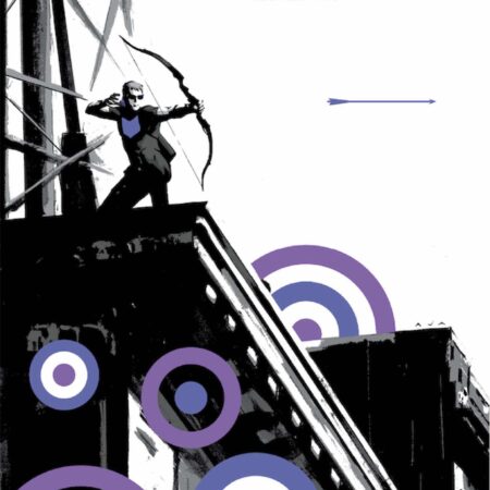 COM OJO DE HALCON DE MATT FRACTION Y DAVID AJA (NUEVA EDICION)
