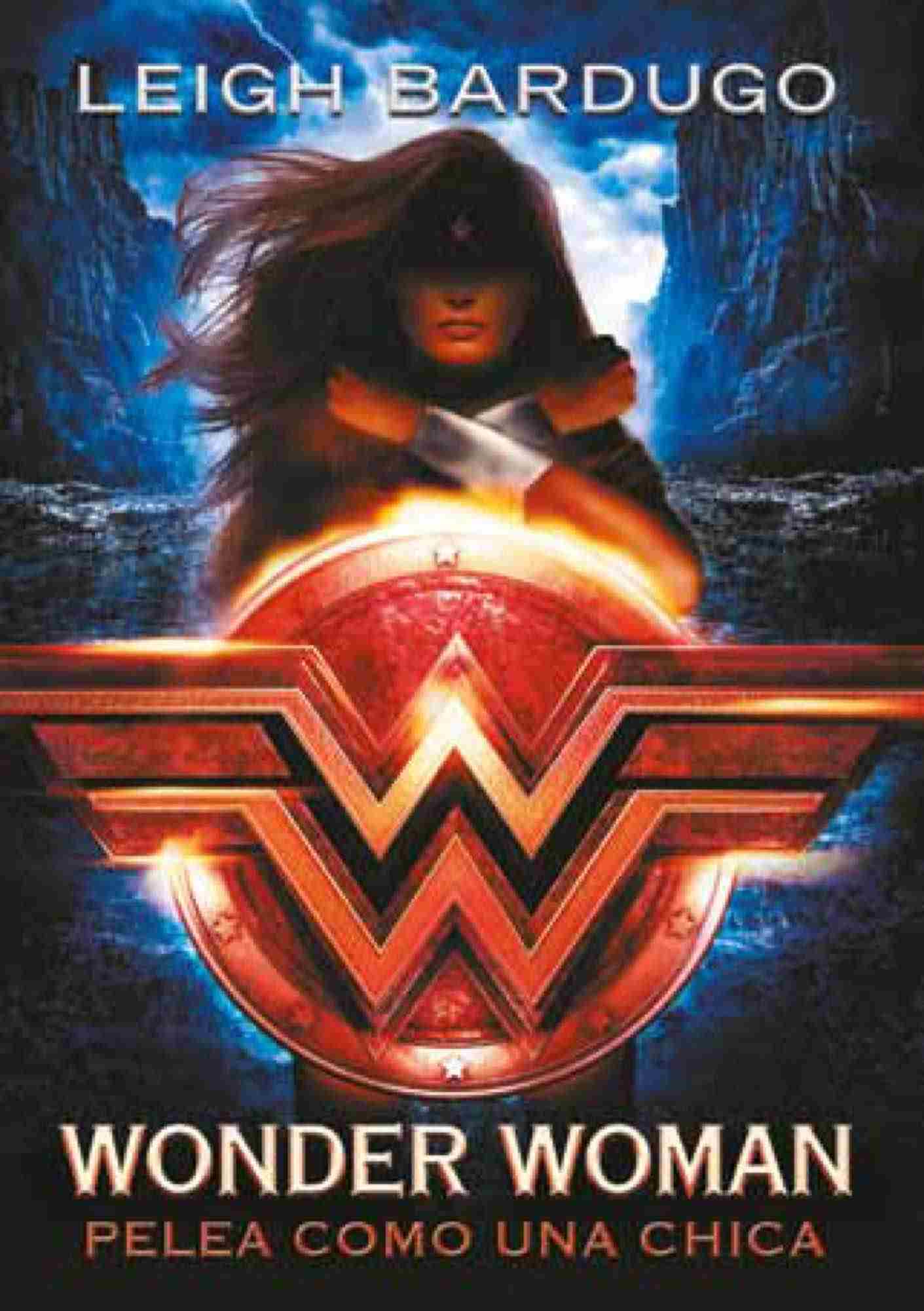 03C1518A-DA77-4BA4-9CC6-5FBDE5472BF4-20003868.jpg LIB WONDER WOMAN. PELEA COMO UNA CHICA