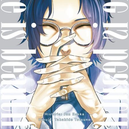 COM SHE IS BEAUTIFUL 05